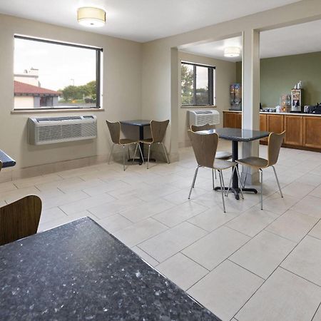 Готель Super 8 By Wyndham Richmond Midlothian Turnpike Екстер'єр фото